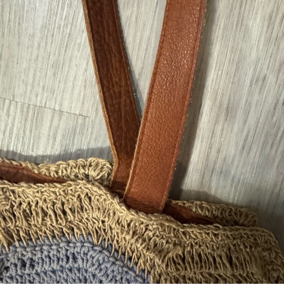 ANABAGLISH Multicolor Striped Jute Tote Bag With Leather Handle - Picture 3 of 7